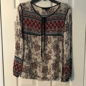 Pre-loved, lightweight top!